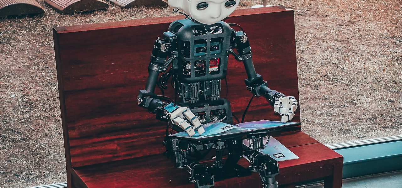 Two-way finite automaton